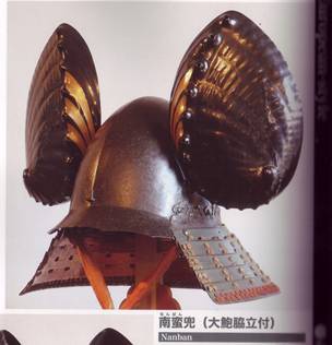 什么造型都有！看看日本战国的奇葩头盔