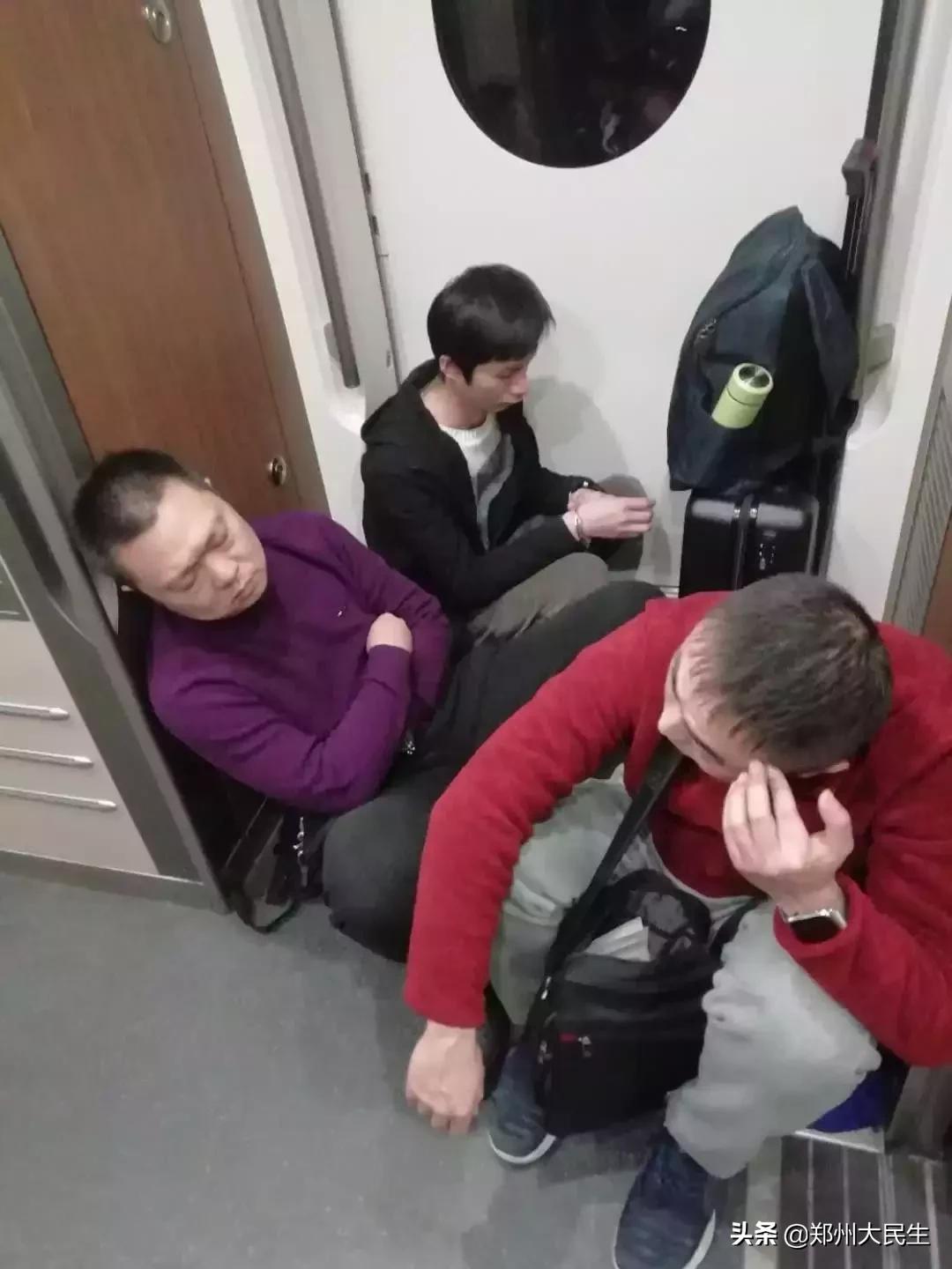 群里全是托,一个群里全是托