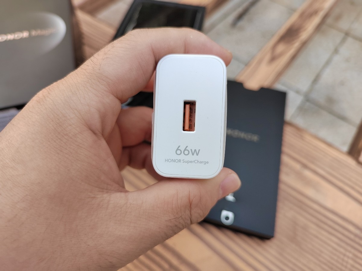 荣耀magic3致臻版官方视频,荣耀magic3至臻测评