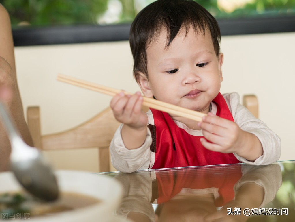 孩子写字不认真歪歪扭扭的怎么办,孩子写字不按笔画笔顺怎么办