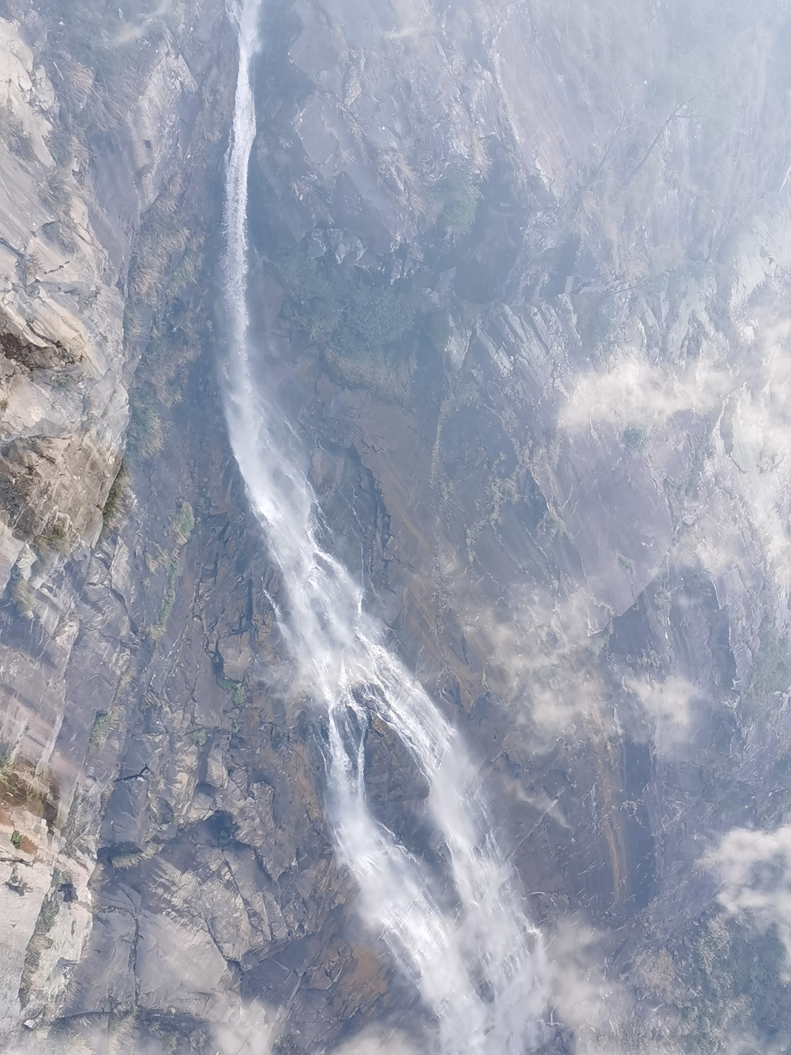 假期余额不足珍惜最后的时光,假期余额不足珍惜最后的快乐时光