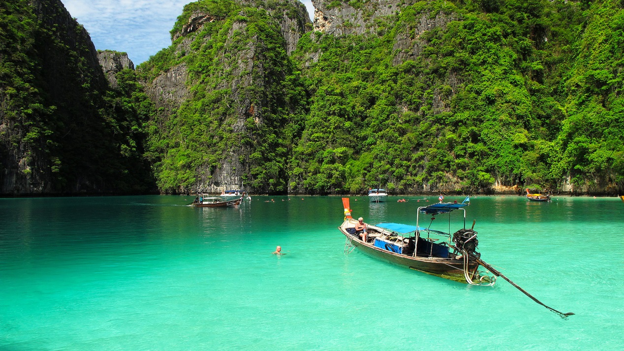花1000泰铢请个泰国姑娘做导游,去泰国旅游找私人导游骗局揭秘