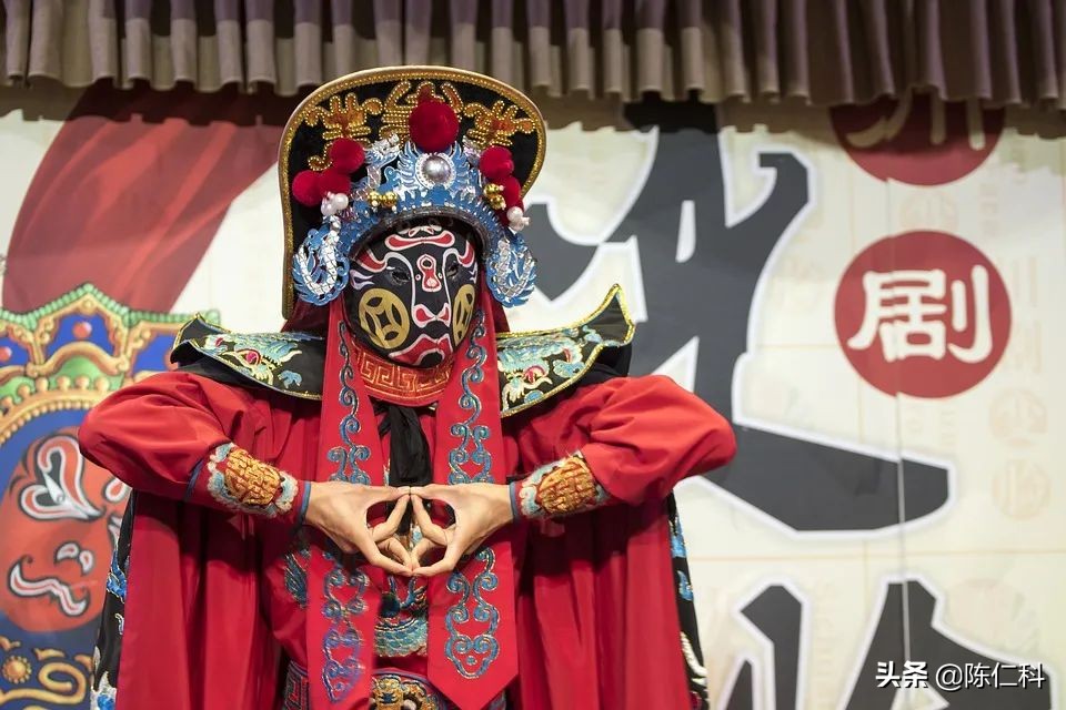 灵山小镇拈花湾沉浸式文旅,拈花湾景区里的禅意村舍