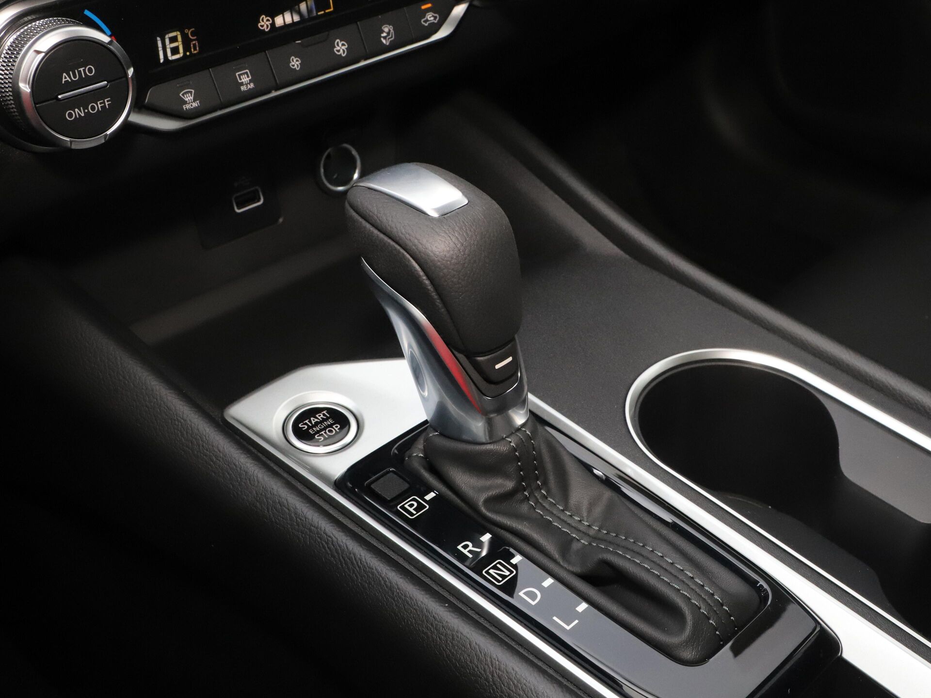 天籁2.0自吸和2.0t驾驶感受,后段加速能力强的车