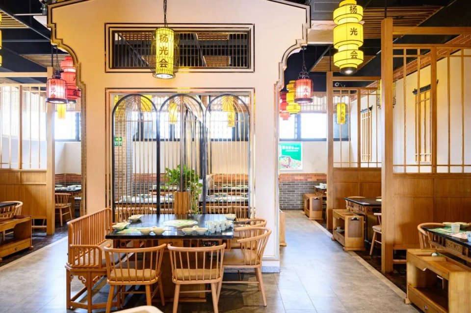 轰动火锅界的鲜货模式，老板放话：不新鲜就退货