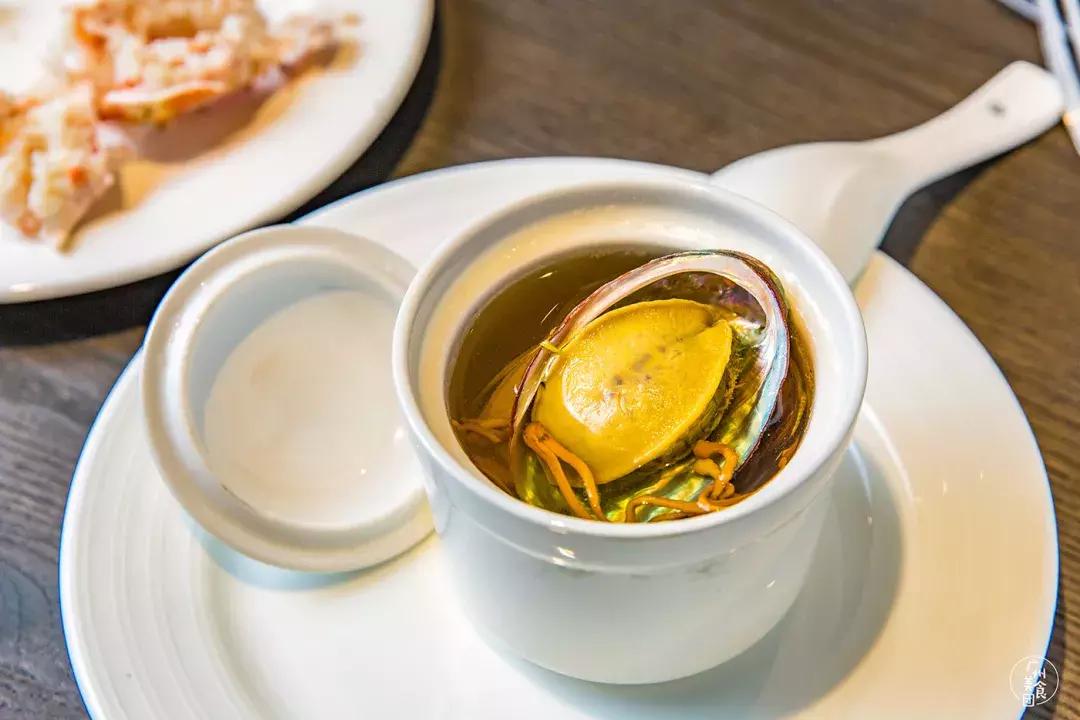 马爸爸的盒马鲜生,盒马鲜生和生鲜超市