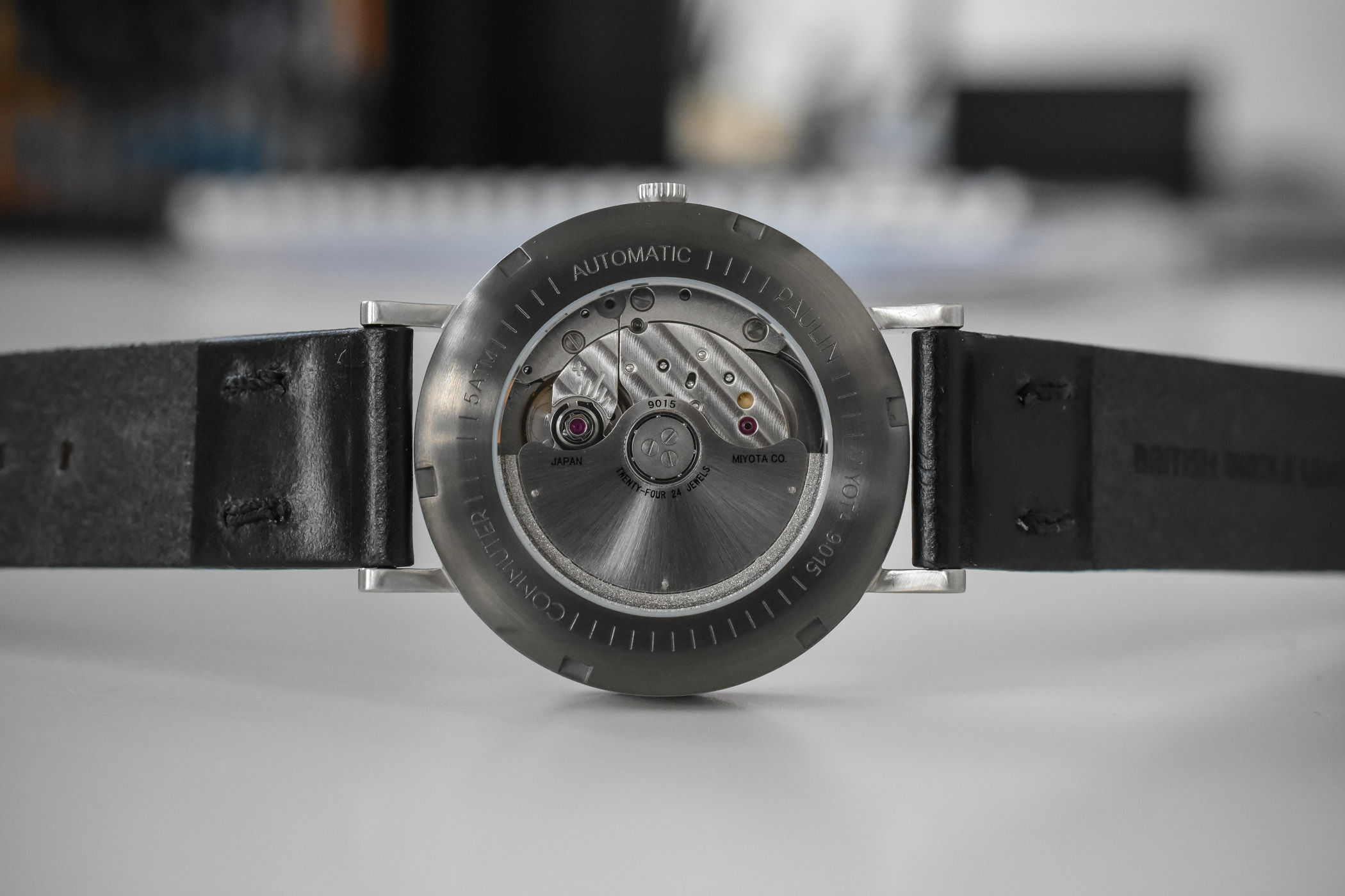 买表不买假,买表不买石英