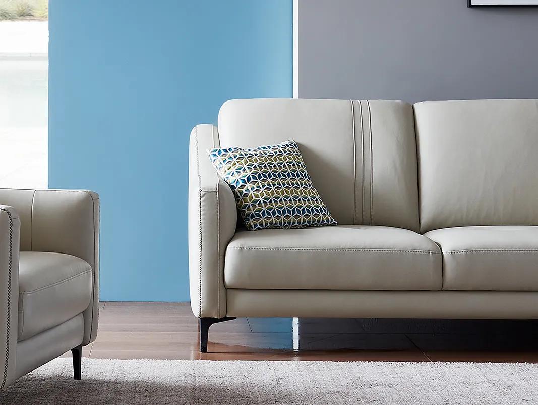 买到假皮沙发怎么鉴定,专卖店的真皮沙发作假