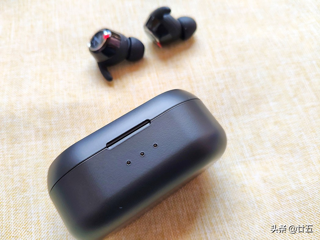 蓝牙耳机怎样才能使用,蓝牙耳机不好使一般怎么整