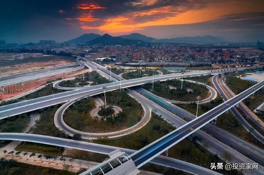 中国高速公路一年亏损多少亿,高速公路亏损的原因有哪些