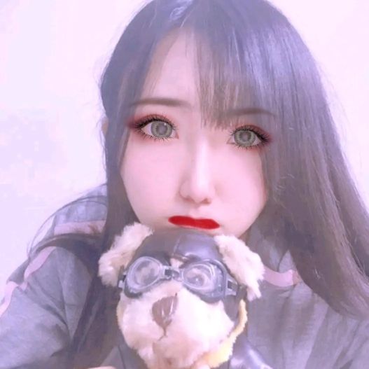 你和朵儿是一样的。