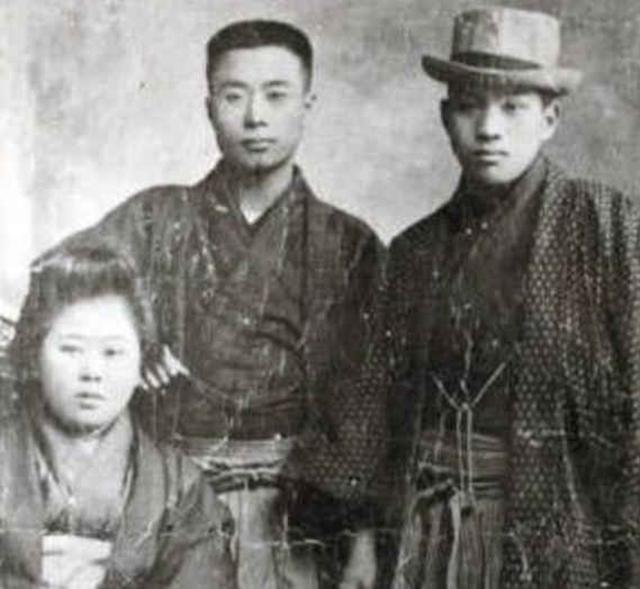 周家兄弟本一门同气，后期却走向决裂，许广平对二人关系如何评价