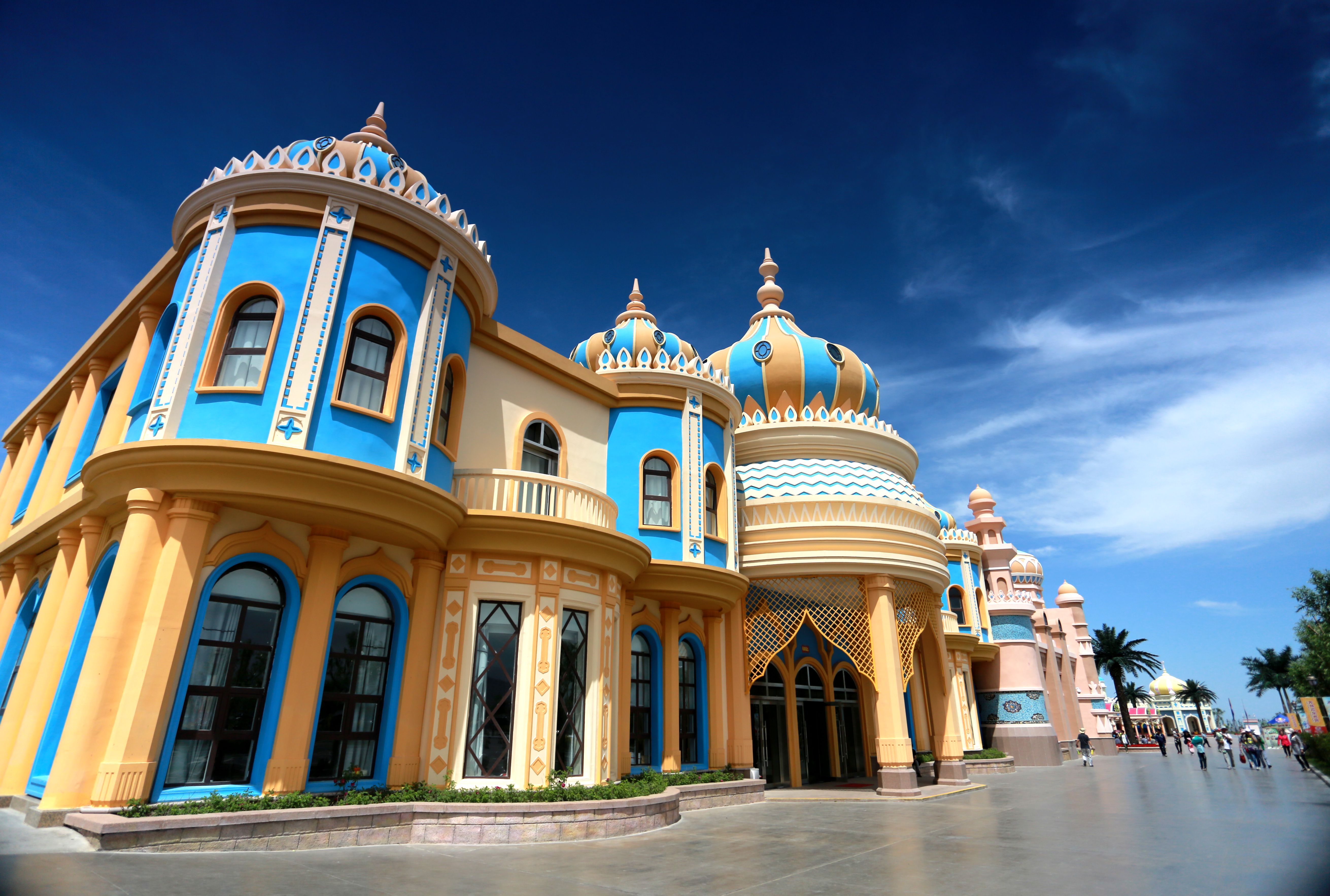 嘉峪关方特好玩么,嘉峪关方特什么时候人少