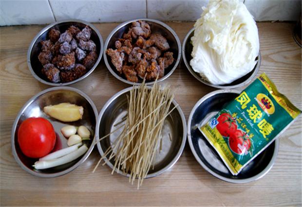 河南大烩菜适合买什么菜,白菜粉条豆腐酥肉烩菜的家常做法