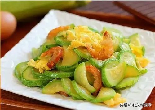 生活能手小葫芦，是*疆新**艺术的“灵感缪斯”