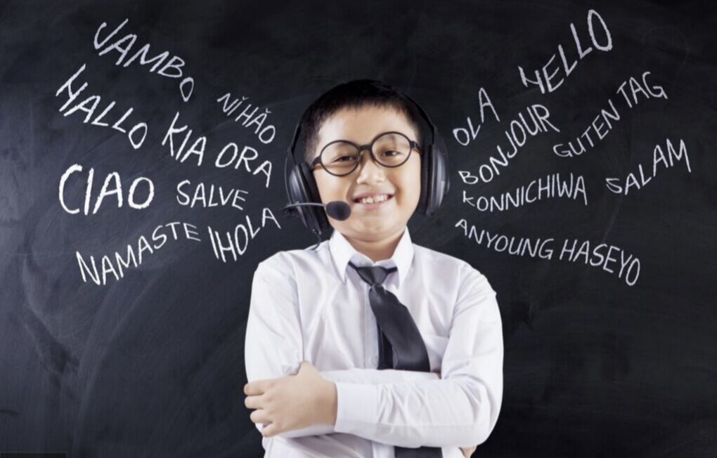 怎样提高孩子的自信心，不如来试试以下方法。