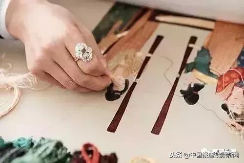 国家最高领导人亲自讲解顶级国礼——《仕女蹴鞠图》