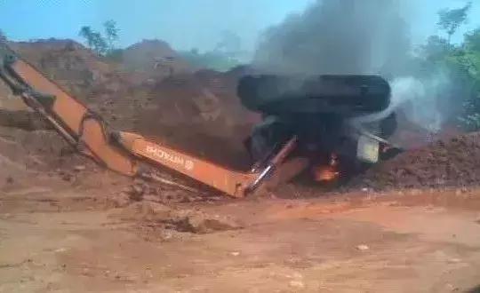 挖掘机液压油高温视频,挖掘机液压油高温怎么解决