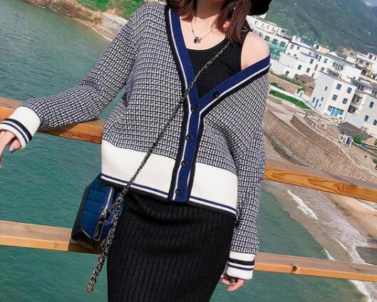 v领衣服太低,v领衣服太低怎么补