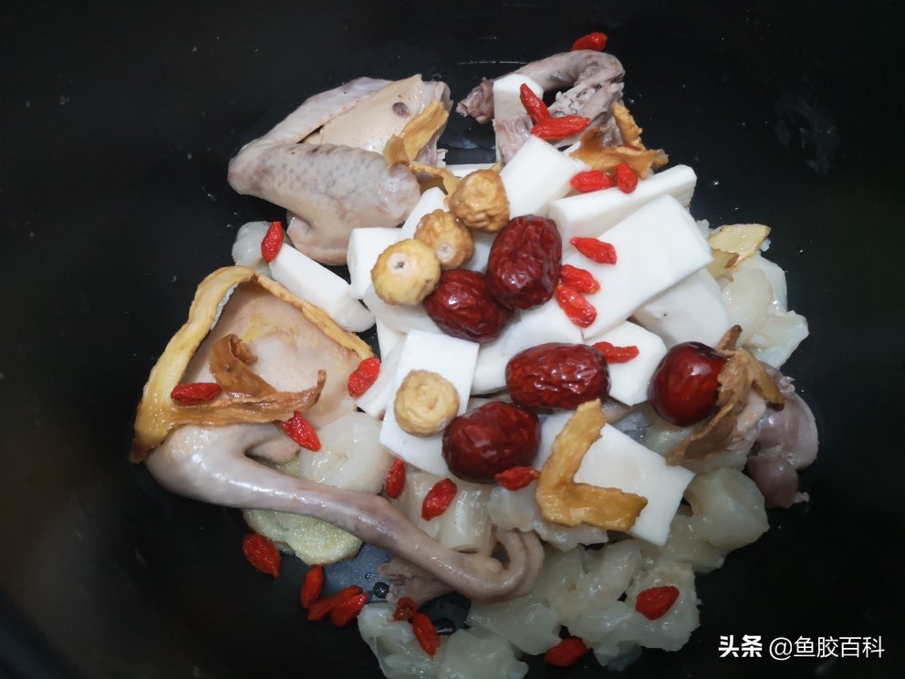 鱼胶煲汤的最佳配方,吃鱼胶宝宝
