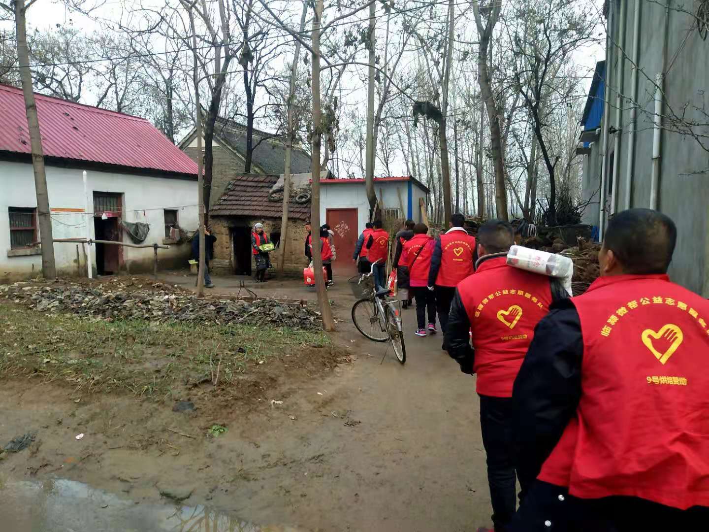 临颍爱心团队资助贫困大学生,临颍爱心团