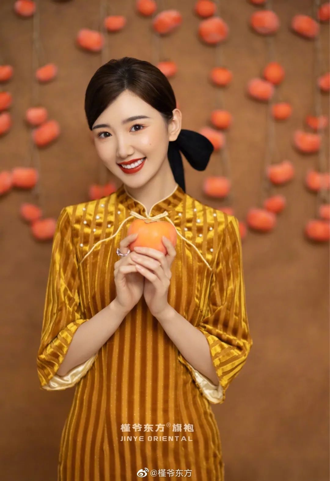 明星都穿的旗袍,中外女明星穿旗袍