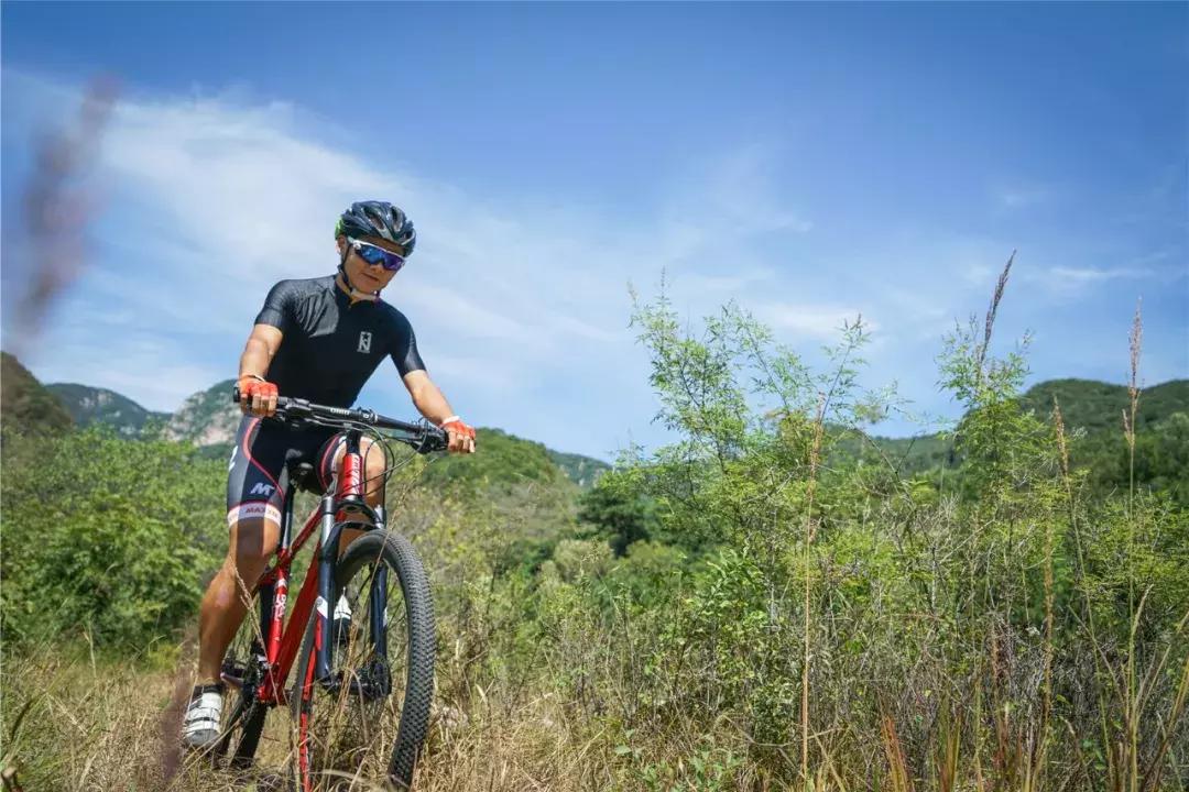 这抹“红”谁不爱？-UCC布雷德L实地测评