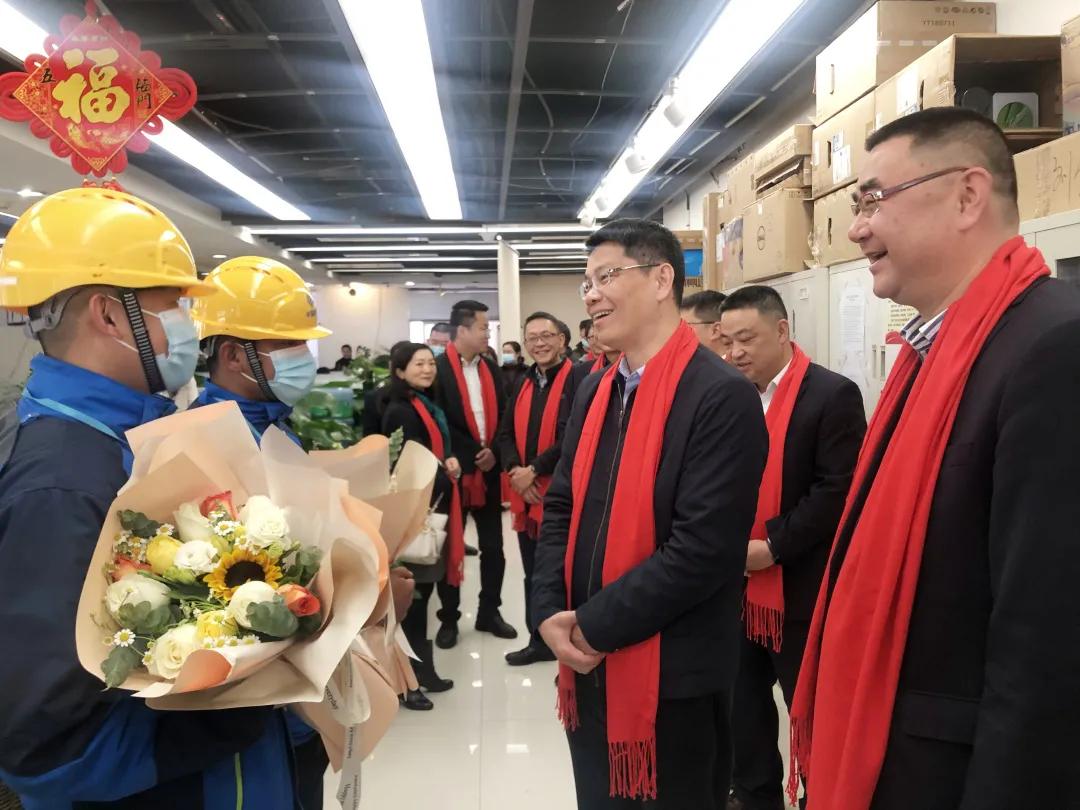 一家人一条心一个目标一盘棋,一家人一条心完整版