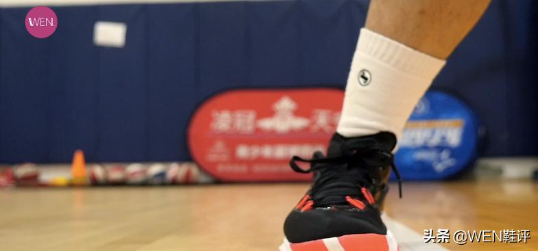 不到四百的好鞋推荐,不到四百块的潮鞋