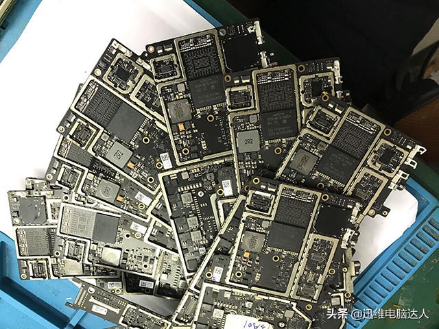 微软surfacepro5开机卡屏,surfacepro5更新win11后屏幕问题