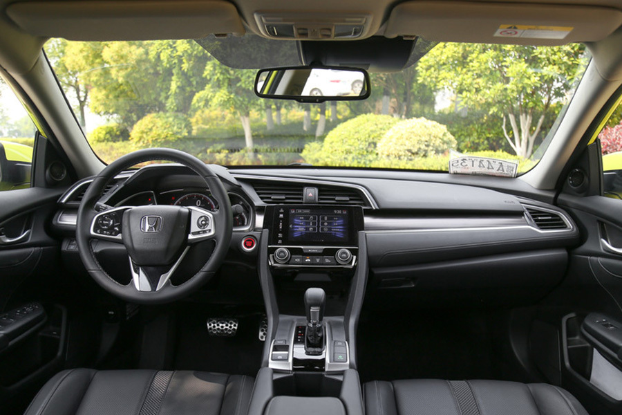 2017款思域1.0tcvt180turbo舒适版,1299万起售第十一代思域