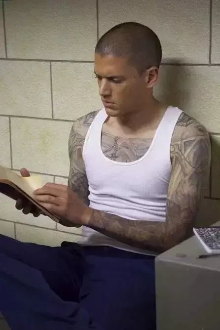 越狱片巴比龙,巴比龙越狱预告片