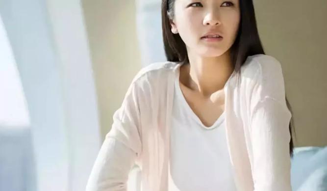 月经量少经期短怎样调理月经紊乱,月经量少经期食疗