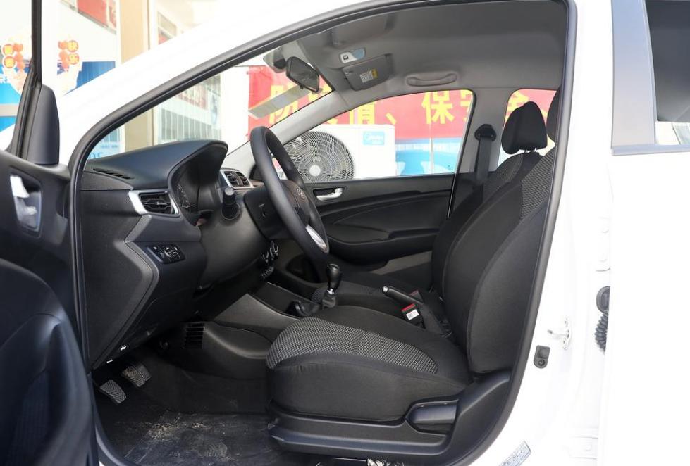 现代瑞纳什么动力,现代瑞纳车省油吗