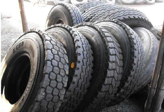 网友修汽车轮胎视频,轮胎翻新全过程视频