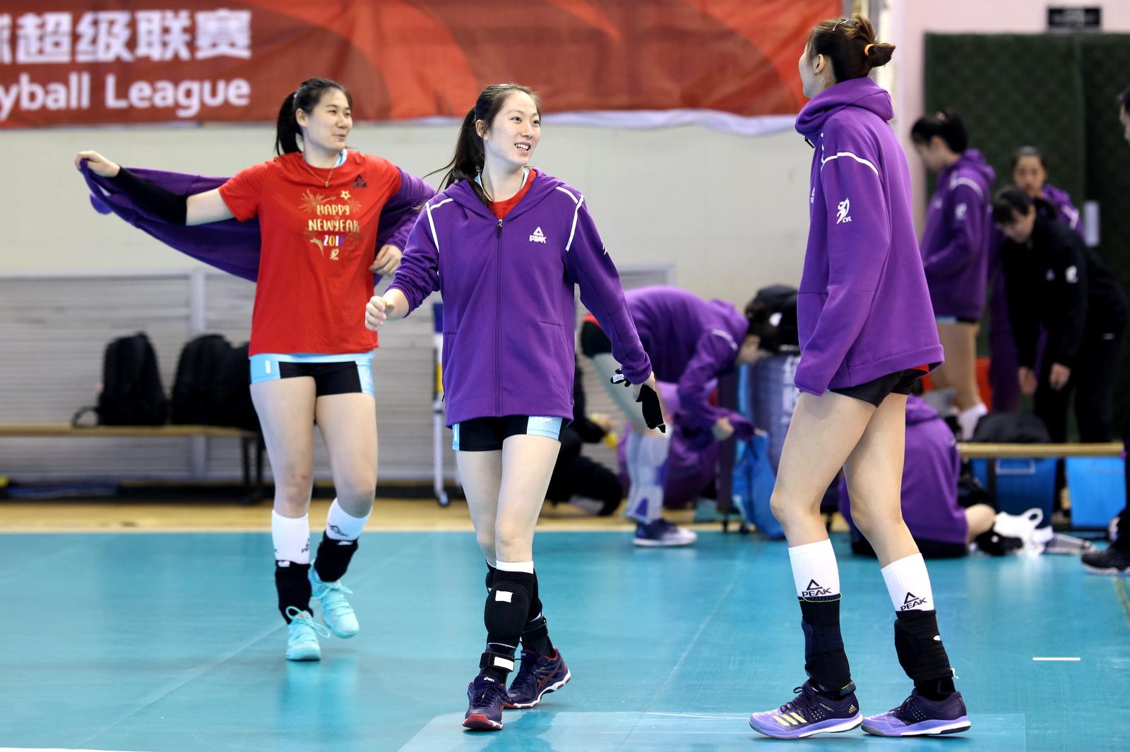 2019年女排联赛刘晓彤首发,中国女排刘晓彤首发视频
