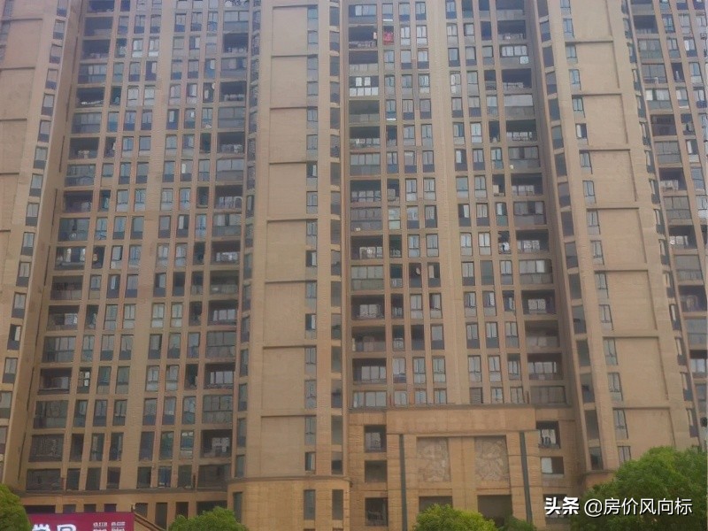 杭州二手房挂牌多少钱一平方,杭州近两年二手房整体行情