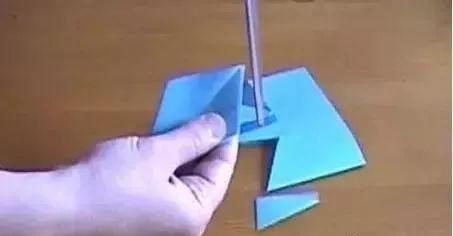 幼儿春节主题手工制作：灯笼+贺卡+鞭炮！