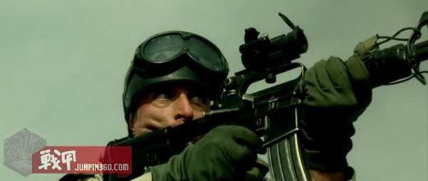 美国黑鹰战机坠落视频,黑鹰坠落最震动视频