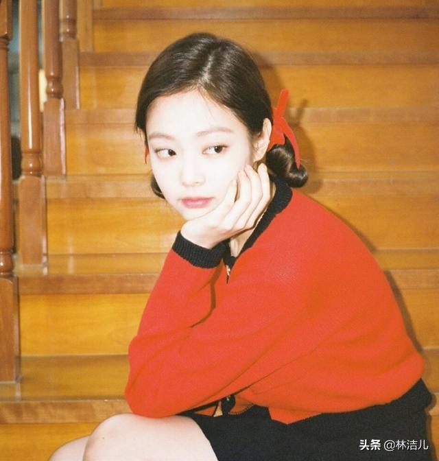 沈梦辰和吴昕撞衫,沈梦辰穿搭最新香奈儿