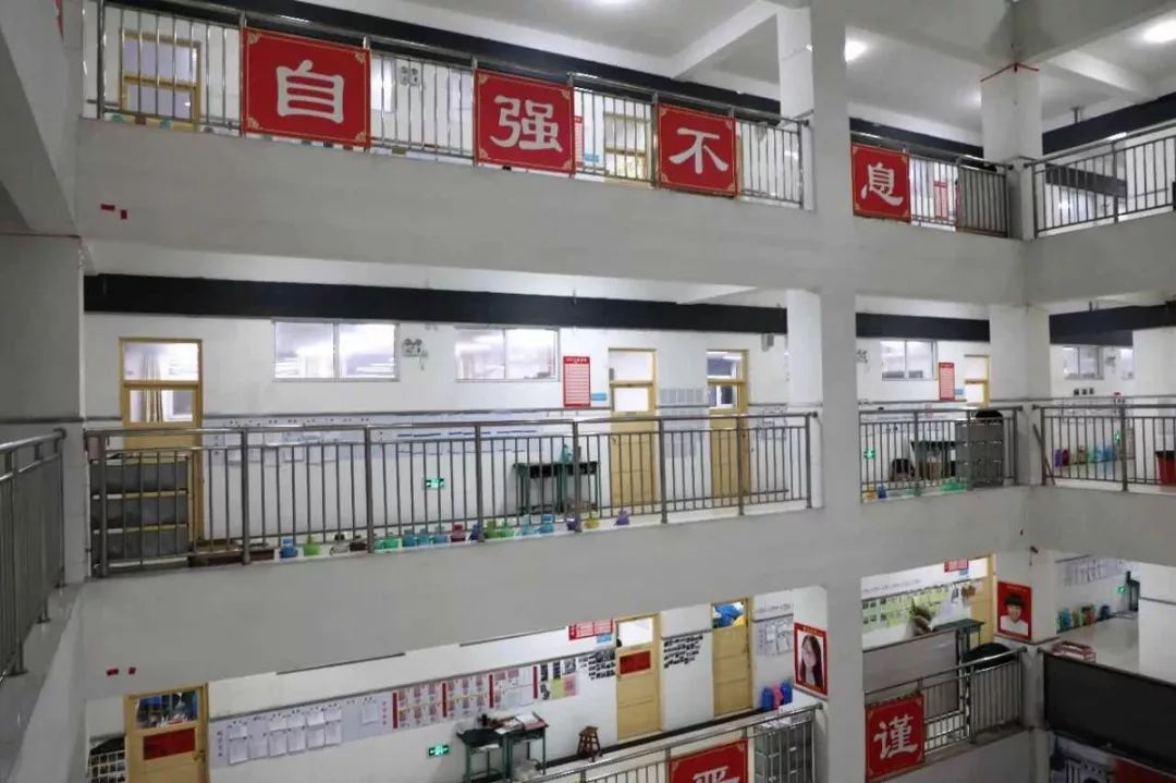 石家庄精英中学招生要求,石家庄精英高中招生2020收费