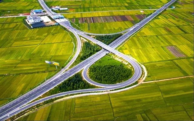 云南最美公路沿途景点,云南最美的十大高速公路