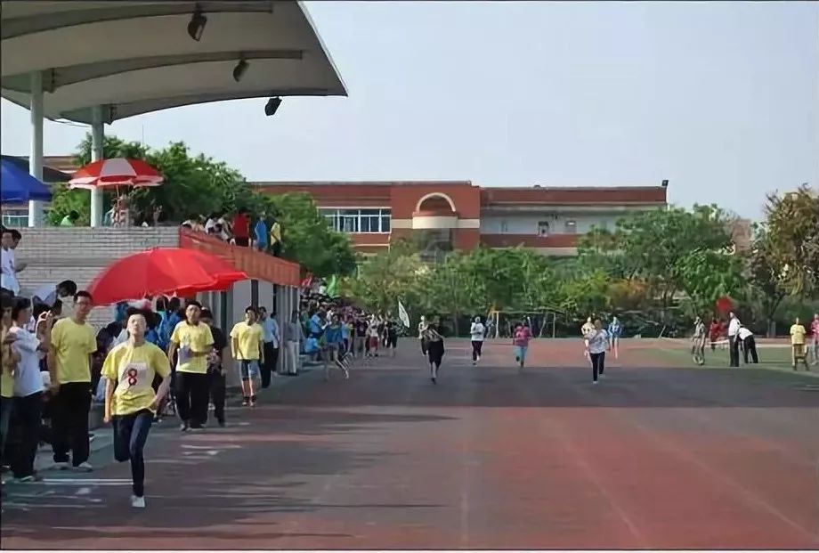 重庆一中要考吗,初升高择校重庆一中各分校排名