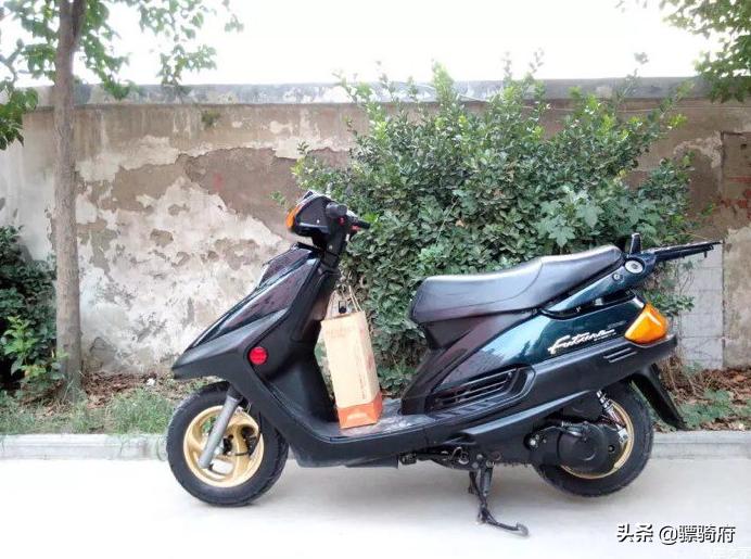 靠换配色和版花续命，建设雅马哈还能重回巅峰吗？