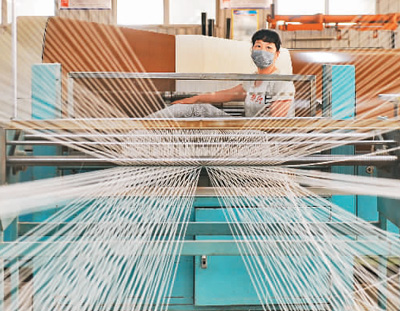 告别“灰黑蓝”更潮更有范儿