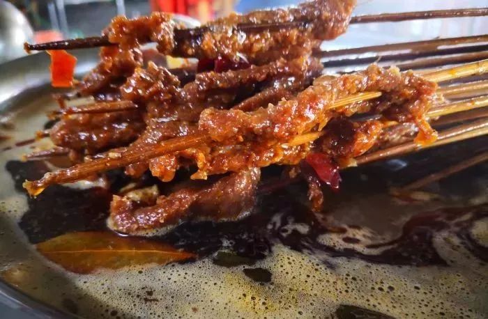 乐山嘉州长卷天街黄氏麻辣烫菜单,市中区乐山麻辣烫哪家最好吃