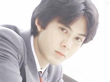 这个曾经惊艳亚洲的18岁少年，是多少人心中的白月光