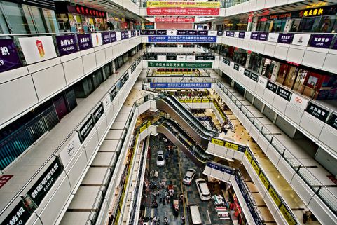 拼多多生产许可证,谁在生产华为的芯片