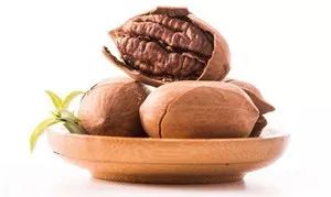 碧根果致富项目,碧根果获丰收小果实带动新产业