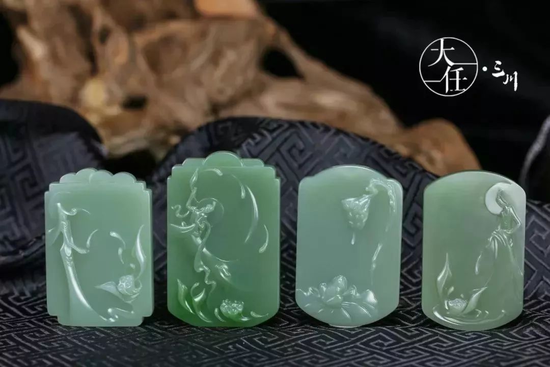 和田玉新中式珠宝美学,和田玉青花山水意境牌